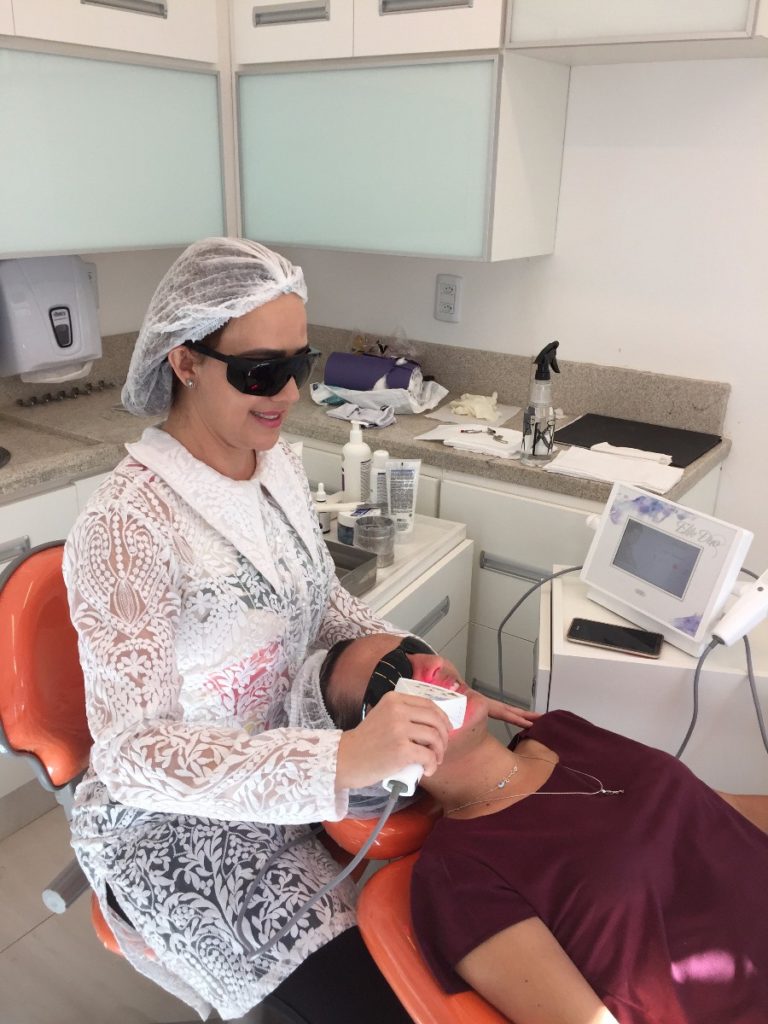 Dra. Alessandra Larissa Rosa Kichese Protocolo de Laserterapia