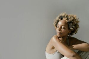 Leia mais sobre o artigo Envelhecimento: Uma bênção a ser celebrada ou um medo a ser confrontado